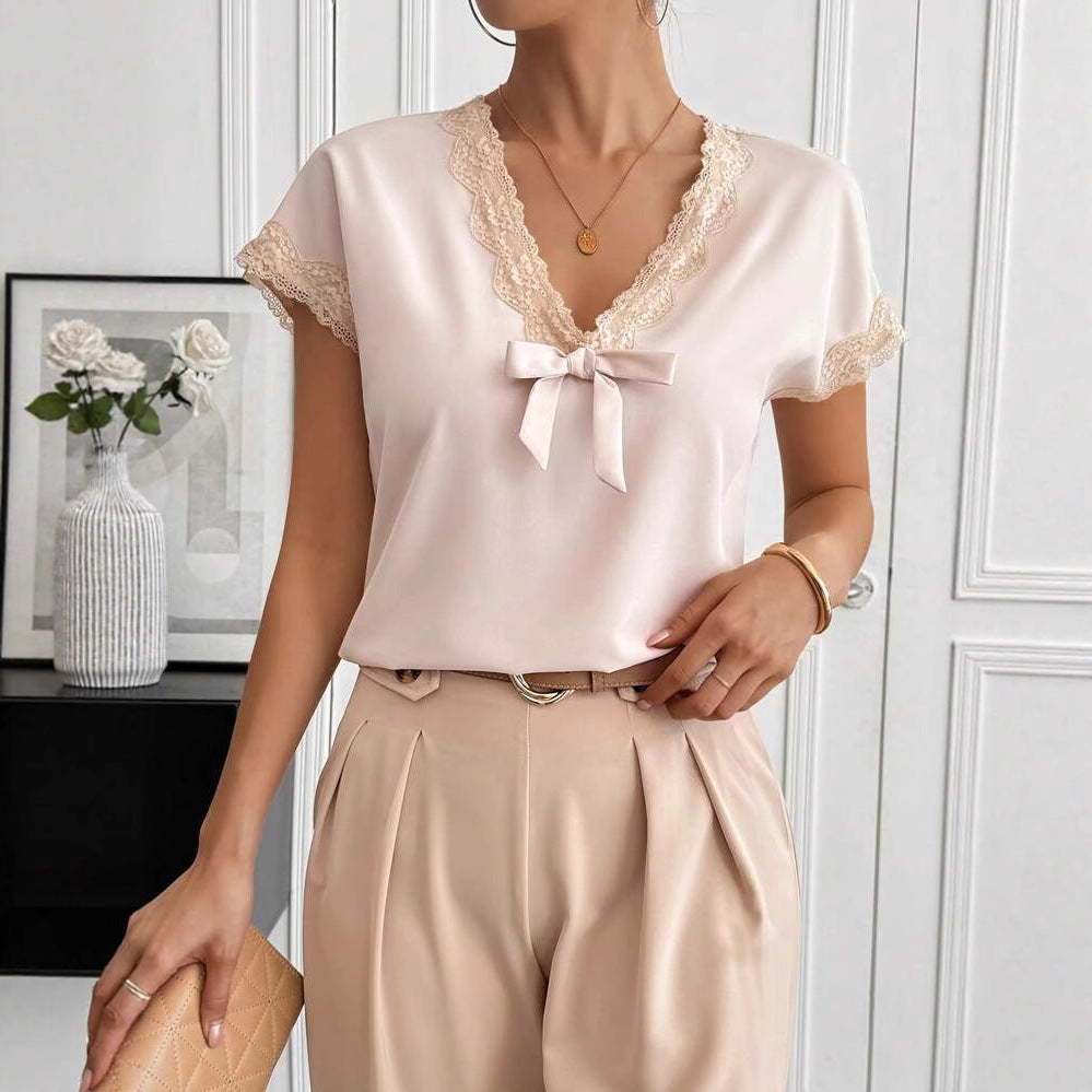 Damen Blusenshirt mit floralem Spitzensaum und satiniertem Finish Drune