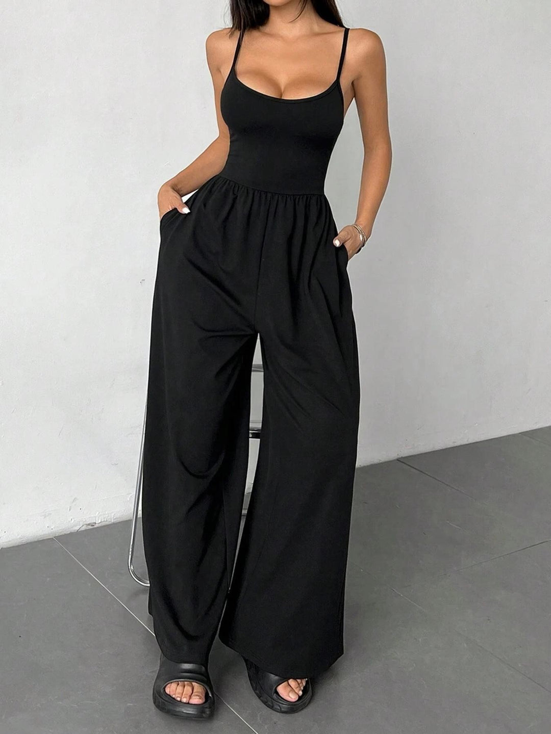 Damen Maxikleid mit trägerlosem Design und seitlichen Taschen Drune