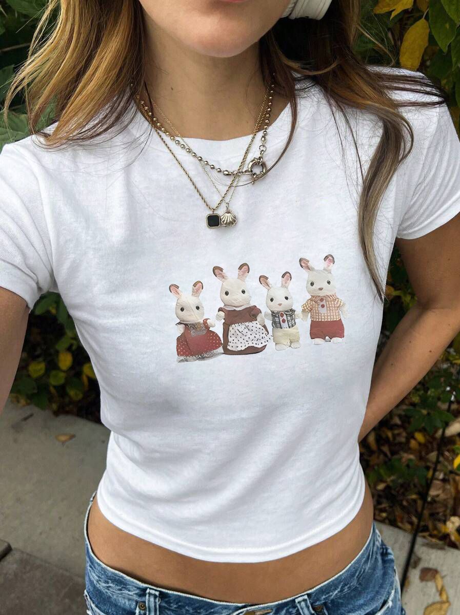 Damen T-Shirt mit künstlerischem Statement-Print und figurbetontem Schnitt Drune
