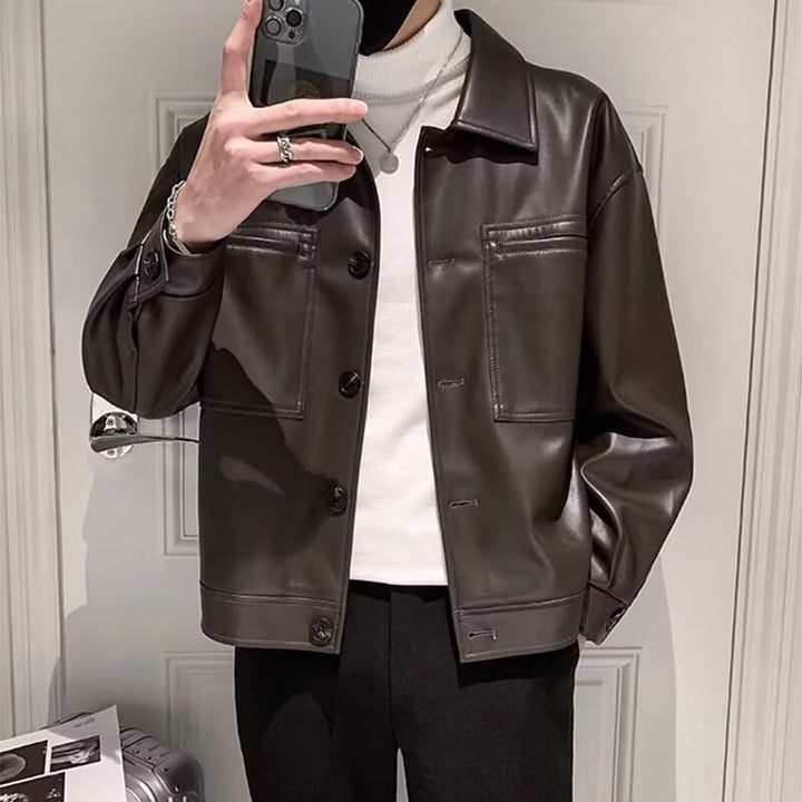 Herren Boxy Overshirt aus Lederoptik mit Hemdkragen und aufgesetzten Brusttaschen Drune