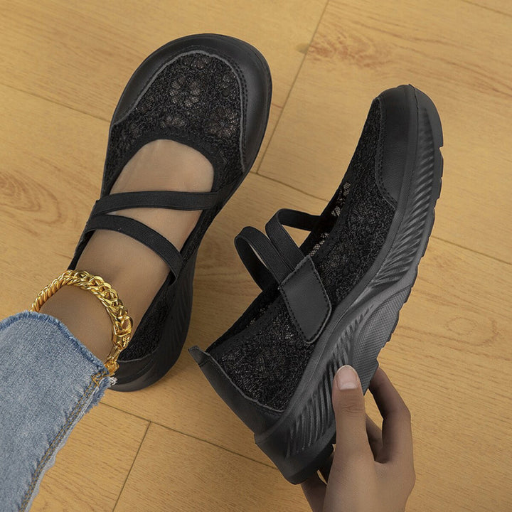 Damen Ballerina‑Sneaker mit floraler Spitzenoberfläche und dämpfender Plateau‑Sohle Drune