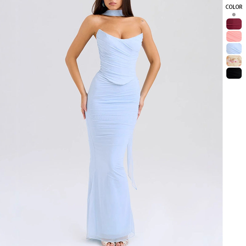 Damen figurbetontes Abendkleid mit schulterfreiem Design und raffinierten Drapierungen Drune