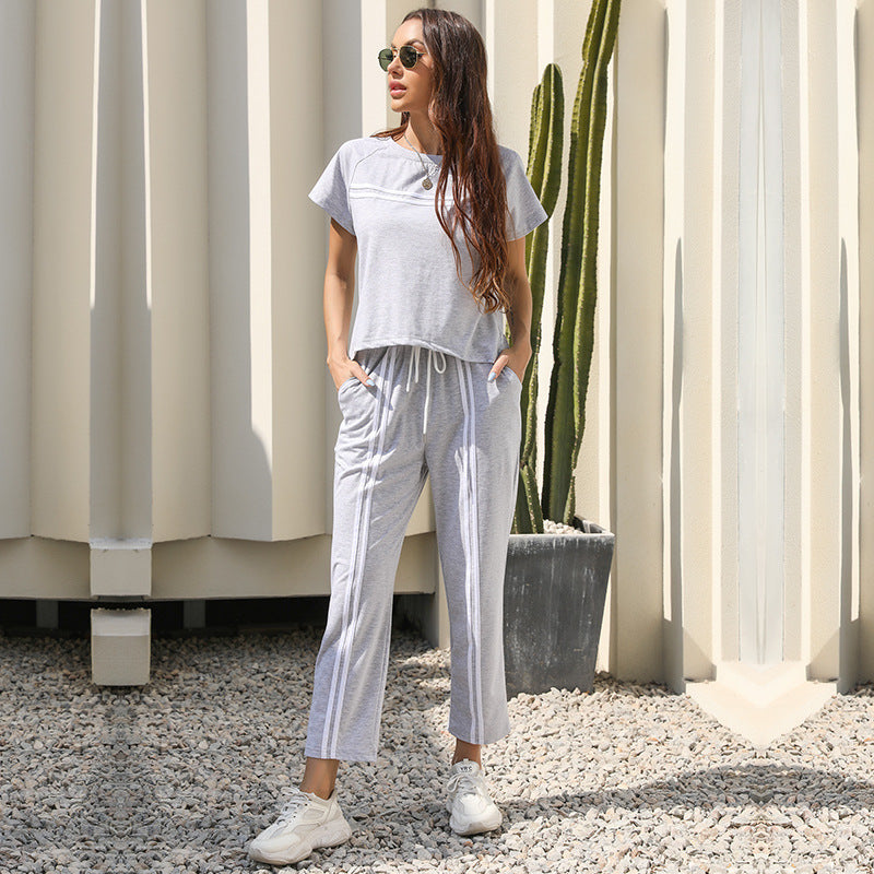 Damen Sportliches Set mit gestreiftem Oberteil und bequemen Hose Drune