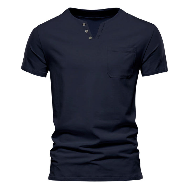 Herren nan tailliertes Kurzarm-Henleyshirt mit Brusttasche und asymmetrischer Knopfleiste Drune