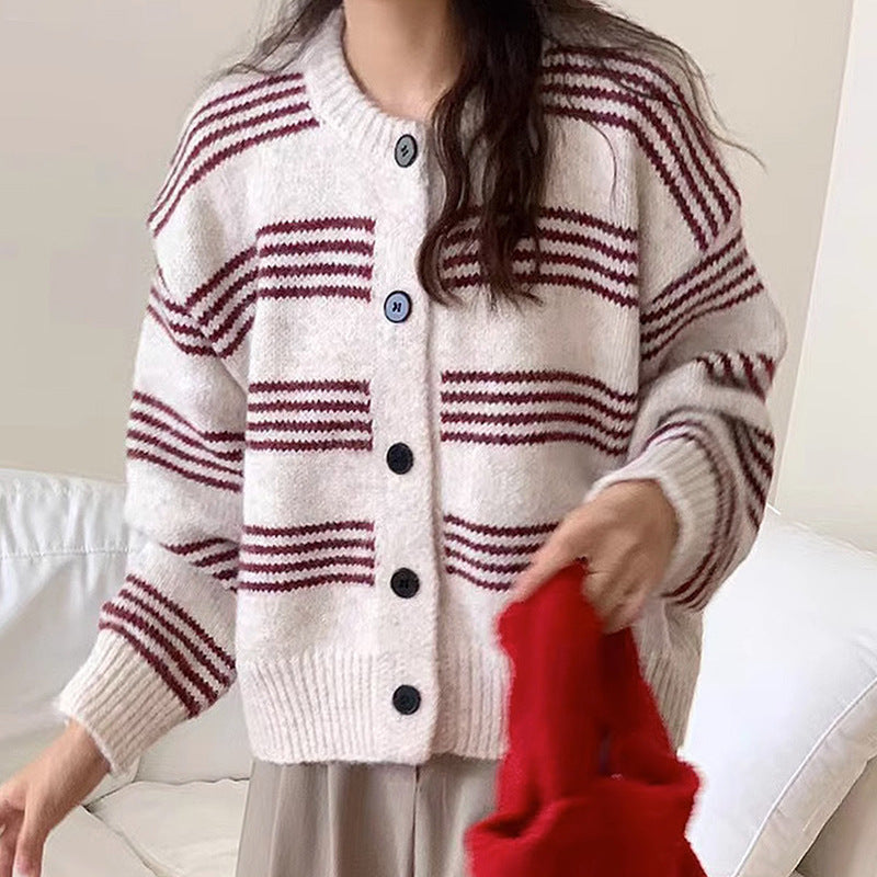 Damen modische Strickjacke mit kontrastierenden Streifen und praktischen Knöpfen Drune