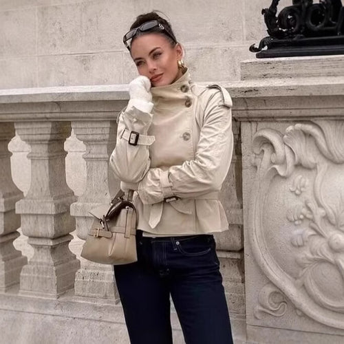 Damen modischer Trenchcoat mit hoch geschlossenem Kragen und praktischen Schulterriegeln Drune