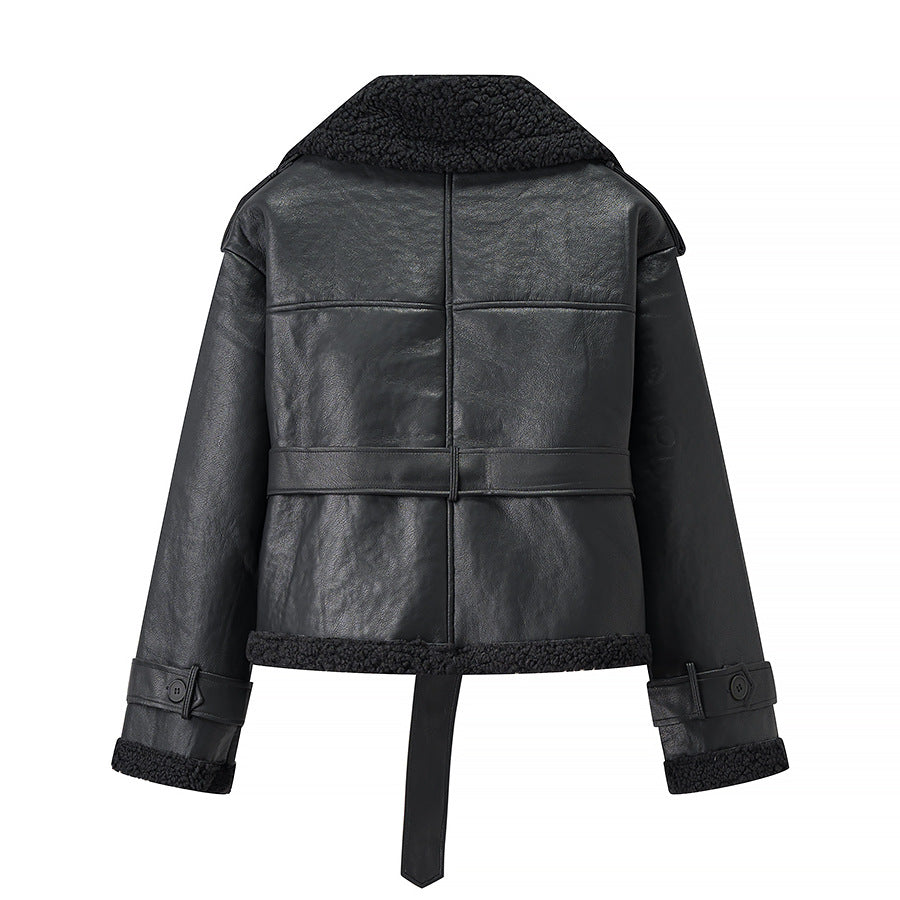 Damen Kurze Fliegerjacke aus Kunstleder mit Teddyfell-Kragen und Taillengürtel Drune