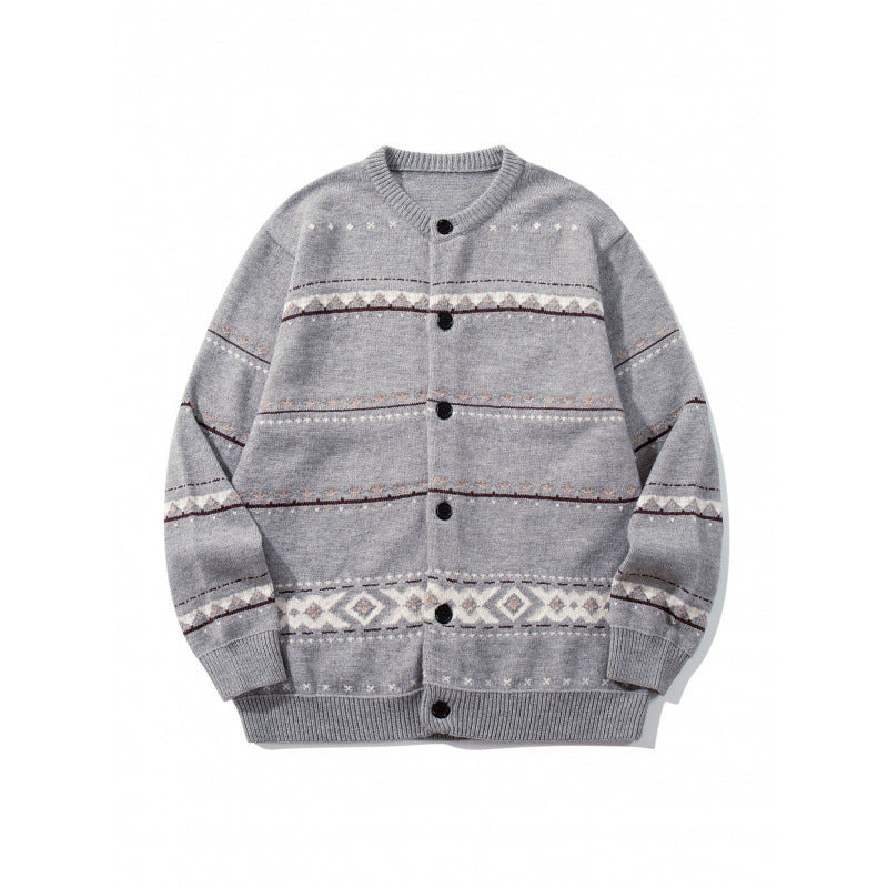 Unisex Jacquard‑Strickcardigan im Boxy‑Cut mit Rundhals und Knopfleiste Drune