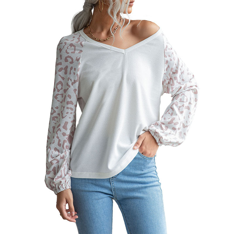 Damen Feinstrick-V‑Neck-Shirt mit Waffelstruktur und Chiffon-Leopardenärmeln Drune