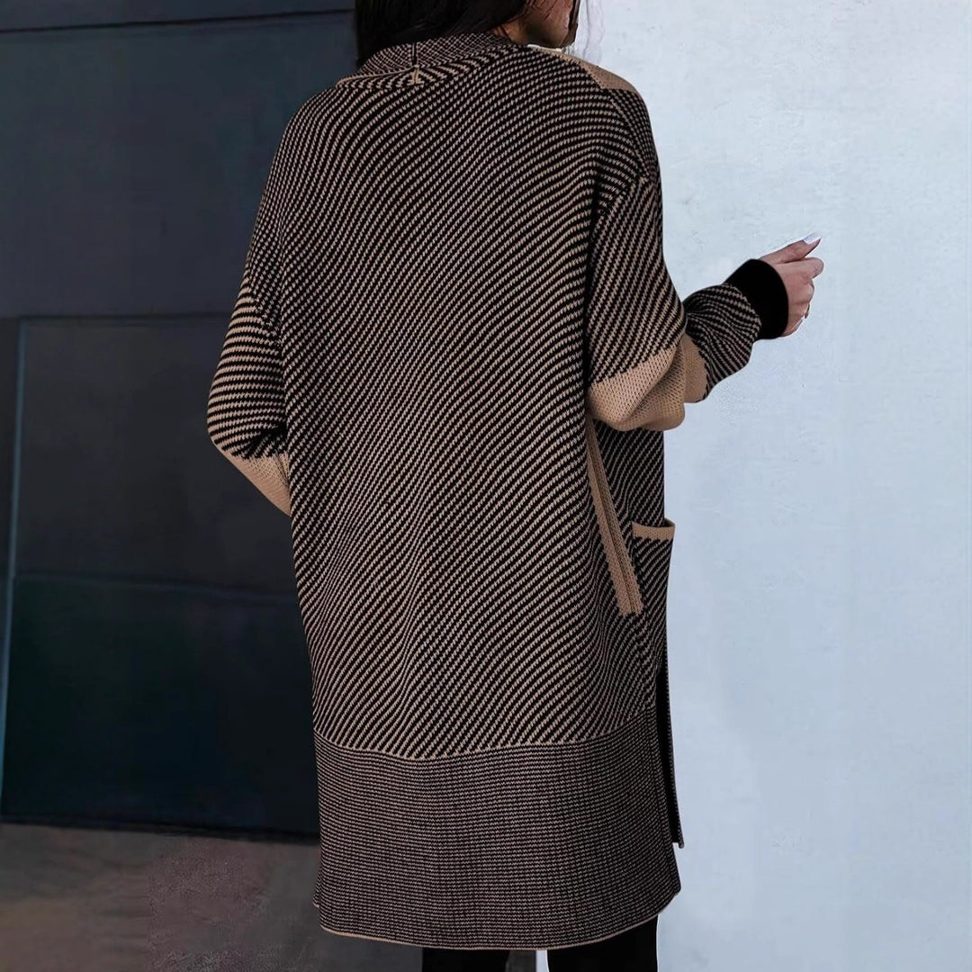 Damen Strickjacke mit modischem Muster und praktischen Taschen Drune