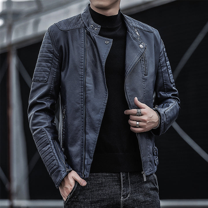 Herren Slim-Fit Kunstleder-Bikerjacke mit gesteppten Ärmelpaneelen, asymmetrischem Reißverschluss und Stehkragen Drune