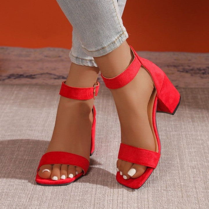 Damen Sandalen mit herzförmigem Schnallen-Detail und komfortablem Blockabsatz Drune