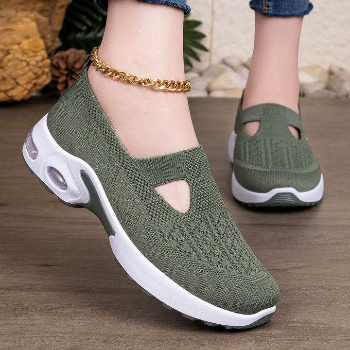 Damen Sportliche Slip-On Sneakers mit komfortabler Strobel-Konstruktion und atmungsaktivem Obermaterial Drune