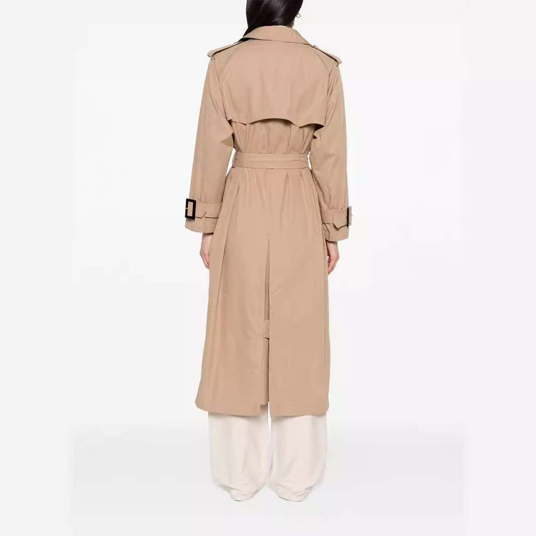 Damen Trenchcoat im Maxilänge mit doppelreihiger Knopfleiste und Taillengürtel Drune