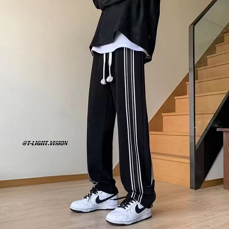 Herren Modische Relaxed-Fit Jogginghose mit seitlichen Streifen Drune