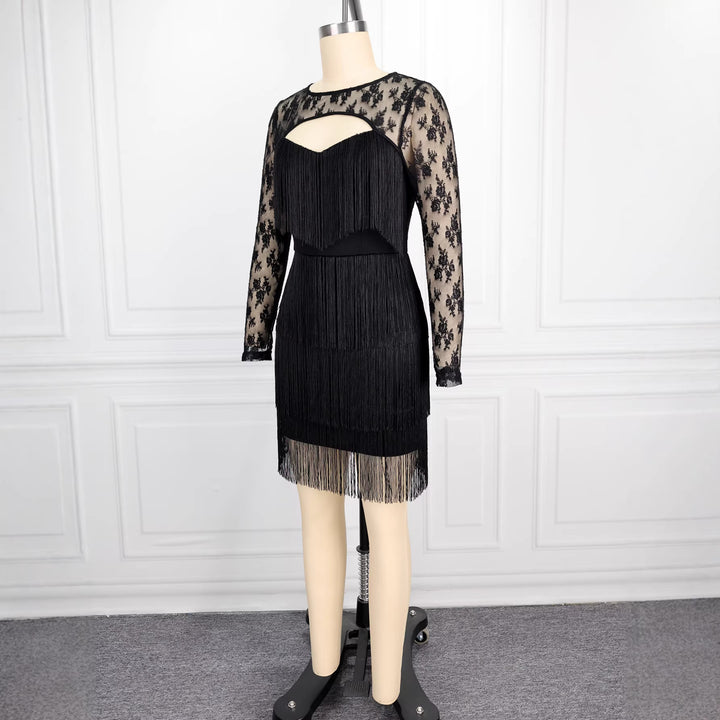Damen Figurnahes Kleid mit fransigen Details und transparenten Spitzenärmeln Drune