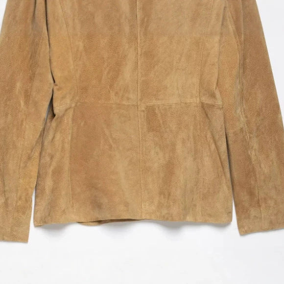 Damen Taillierte Wildlederjacke im Military‑Look mit Stehkragen, aufgesetzten Pattentaschen und verdeckter Knopfleiste Drune