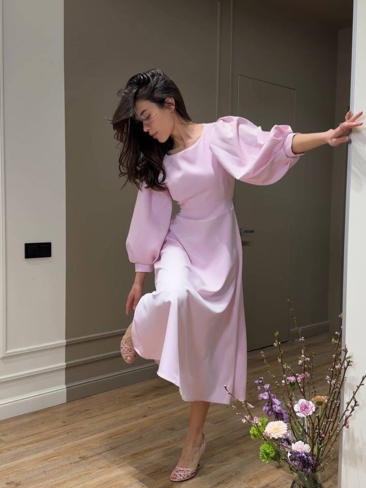Damen Midikleid mit offenem Rückenausschnitt, voluminösen Puffärmeln und Bindegürtel Drune