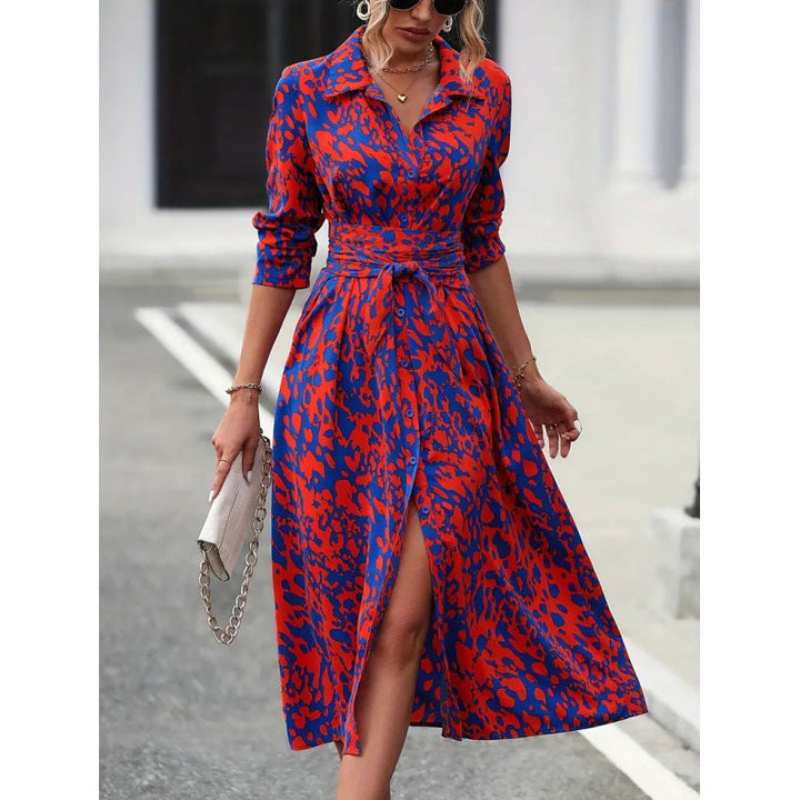 Damen Maxikleid mit figurbetontem Schnitt und elegantem Animal-Print Drune