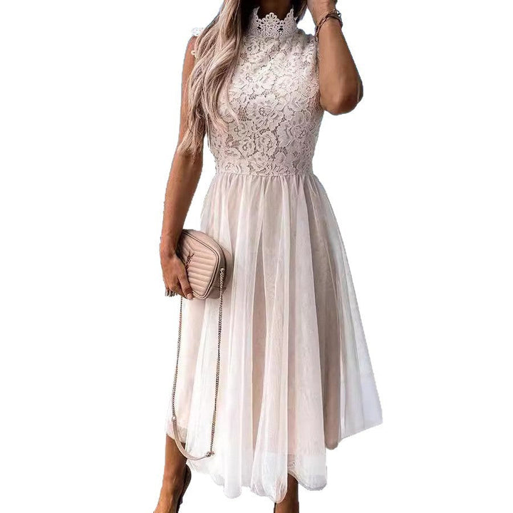 Damen Spitzenkleid mit hohem Kragen und schwungvollem Rock Drune