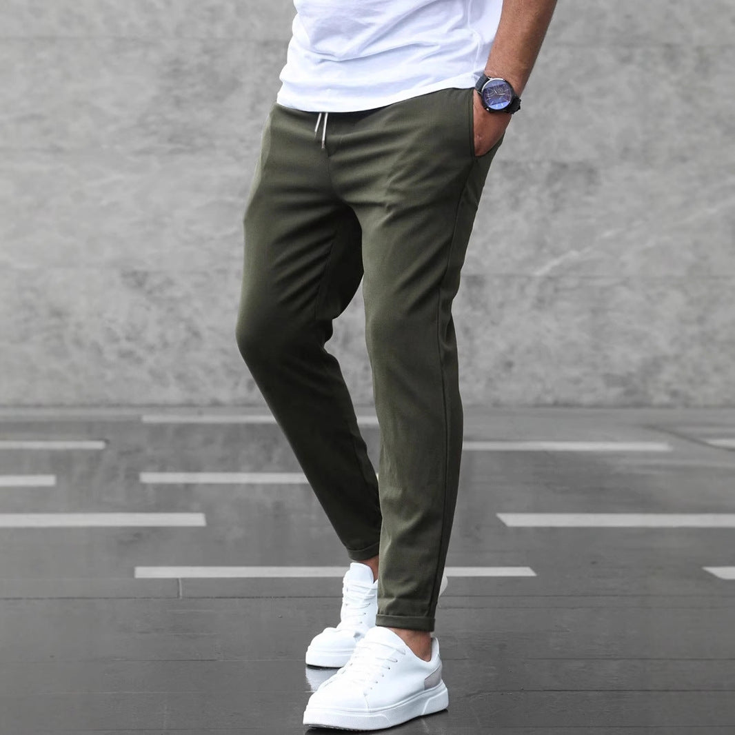 Herren Slim-Fit Freizeithose mit elastischem Bund und modernen Seitentaschen Drune