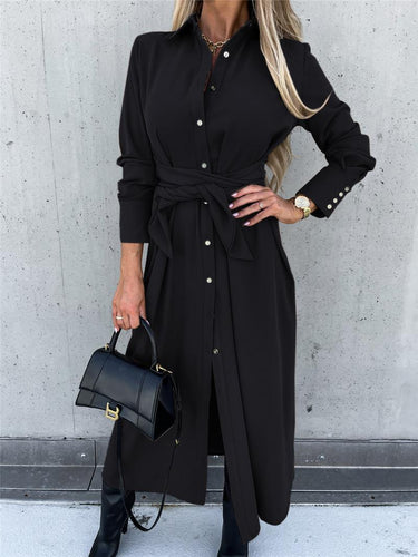 Drune | Einfarbiges langärmeliges Schwingkleid