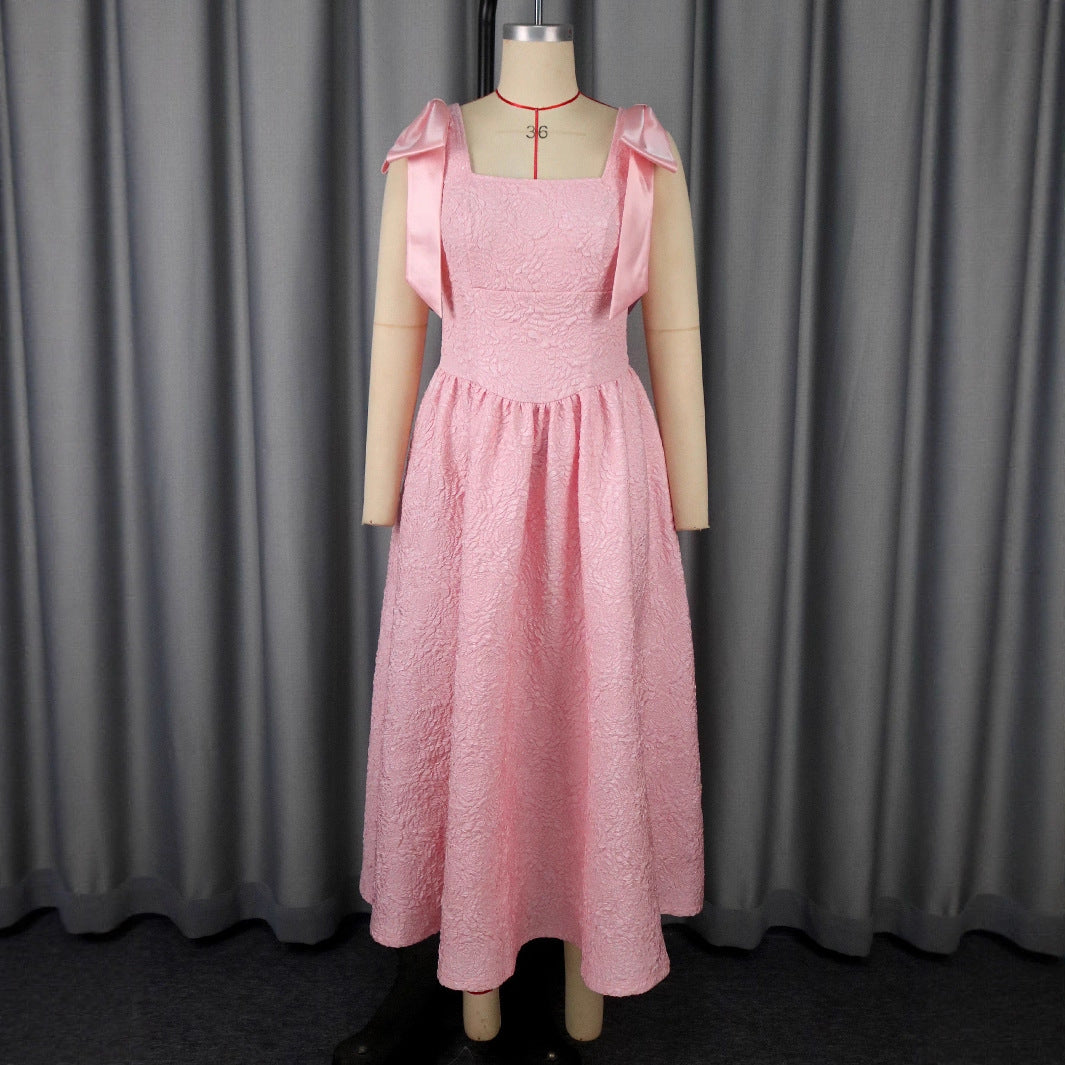 Damen Elegantes Abendkleid mit schimmernden Details und verspielten Rüschenschultern Drune