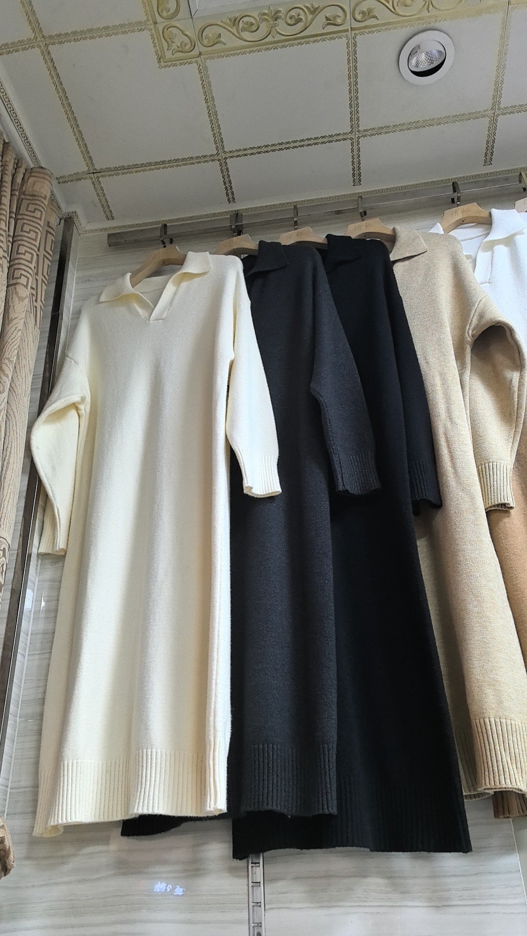 Damen Langarm Polo-Kleid aus weichem Strickmaterial Drune