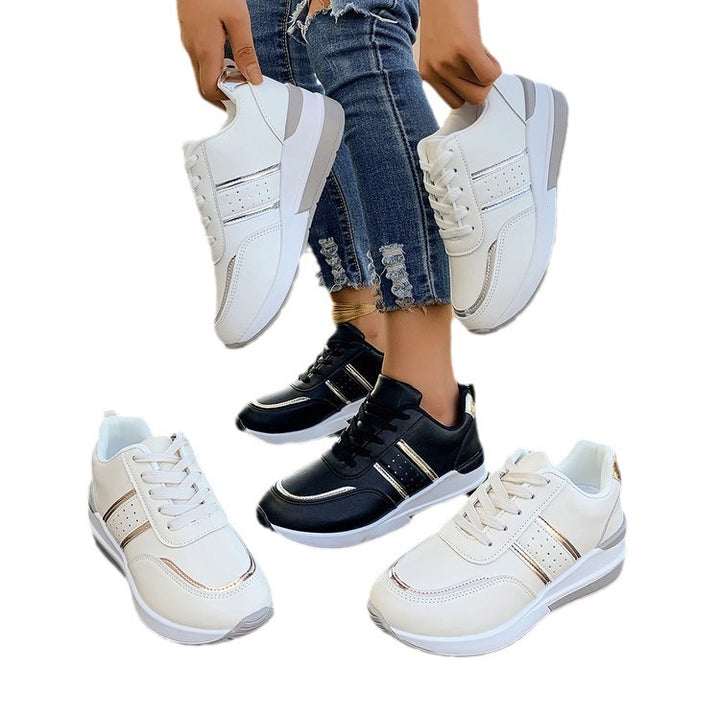 Damen Wedgesneaker mit mittelhohem Plateau, gepolstertem Komfortschaft und elastischem Seiteneinsatz Drune