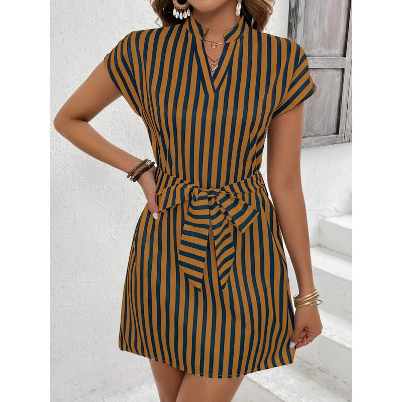 Damen Kurzarmkleid mit Gürtel und Streifenmuster Drune
