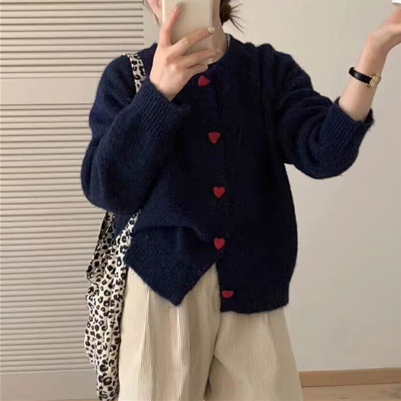 Damen kuschelige Strickjacke mit Herzknöpfen Drune