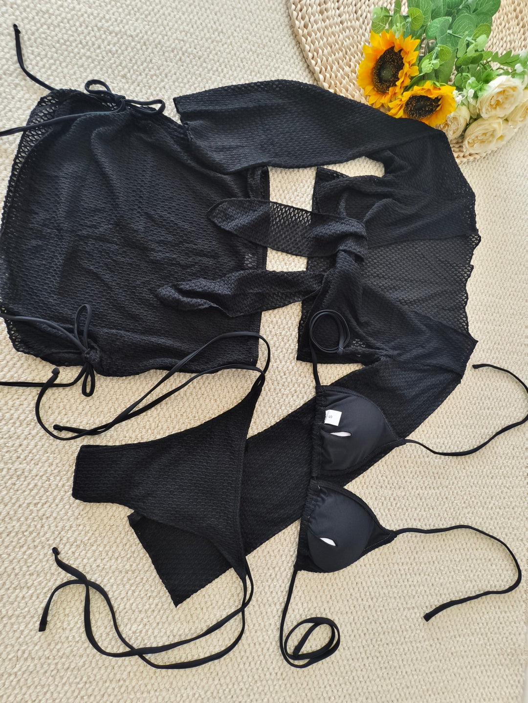 Damen Bikini-Set mit transparentem Wickeloberteil und hoch taillierten Shorts Drune
