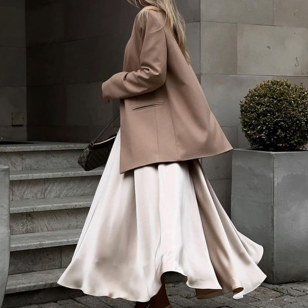Damen Elegantes Satin-Maxikleid mit schwingendem Rock Drune