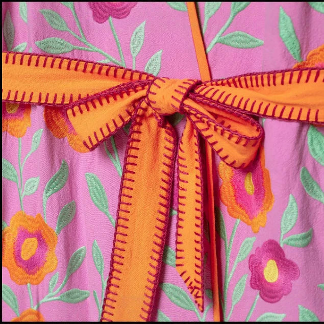 Damen Bestickte Kimonojacke mit Blumenstickerei, Bindegürtel und kontrastierendem Besatz Drune