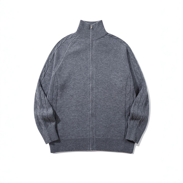 Herren Grobstrick‑Zipjacke mit Funnelkragen, Raglanärmeln und Zopfmuster Drune