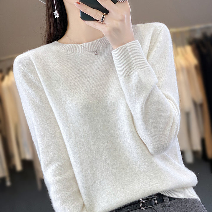Damen Luxuriöser Feinstrick-Rundhalspullover mit softem Fluffy‑Finish und schmaler Bündchenform Drune