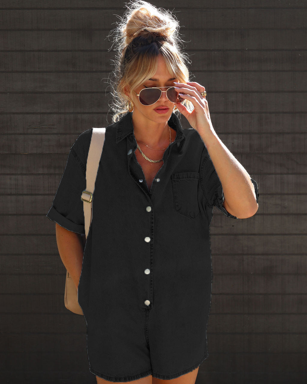 Damen Denim Playsuit mit lässigem Kurzarmdesign und praktischen Taschen Drune