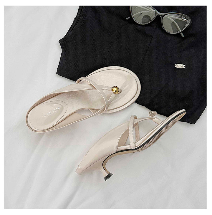 Damen Elegante Mule‑Sandalette mit Zehenring, filigranen Riemchen und sculpted Kitten‑Absatz Drune