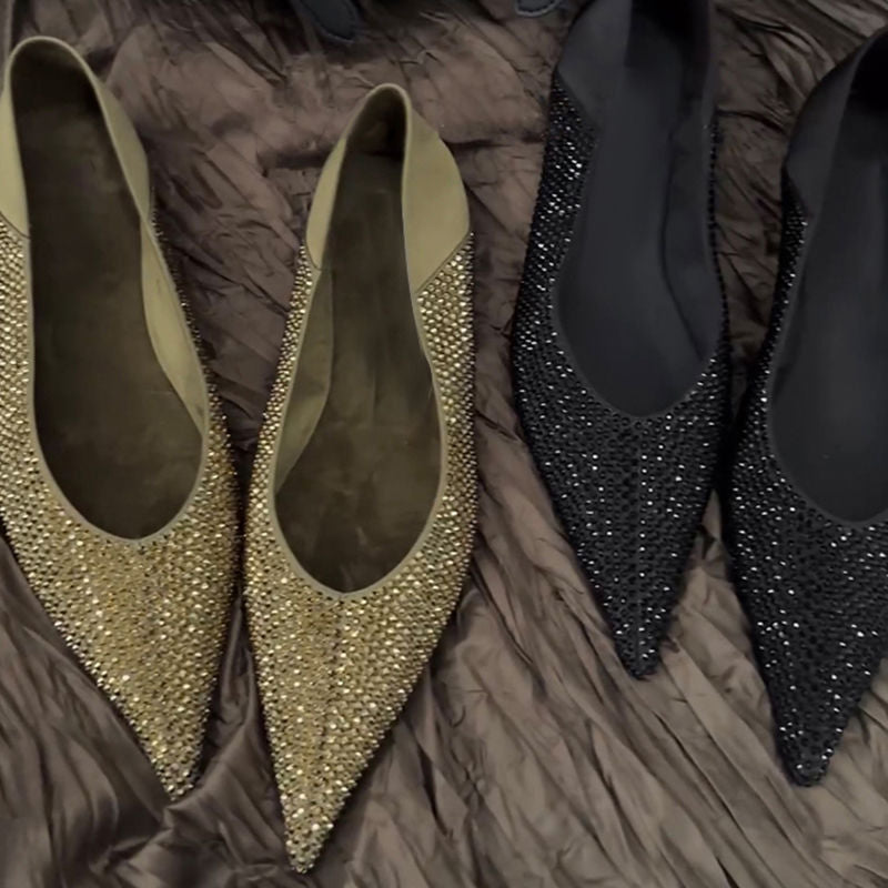 Damen Elegante spitz zulaufende Slipper mit Kristallbesatz und gepolstertem Komfortfußbett Drune