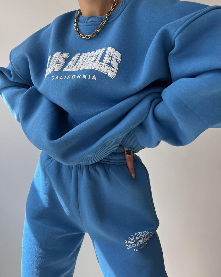 Damen Oversized Lounge-Set aus Baumwollfleece mit Collegestickerei und relaxed Jogginghose Drune