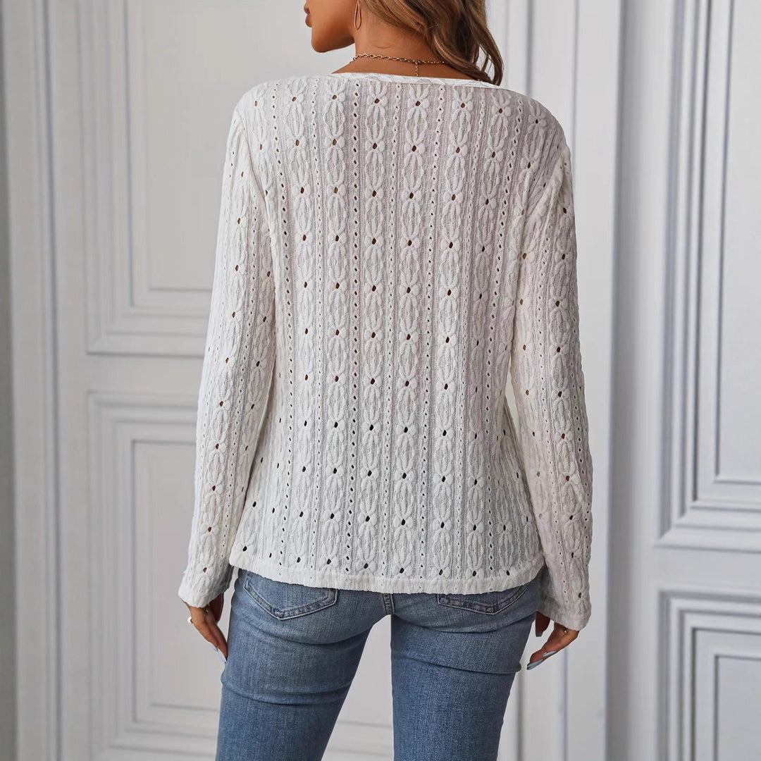 Damen Langarmshirt mit raffiniertem Häkelmuster und Knopfdetails Drune