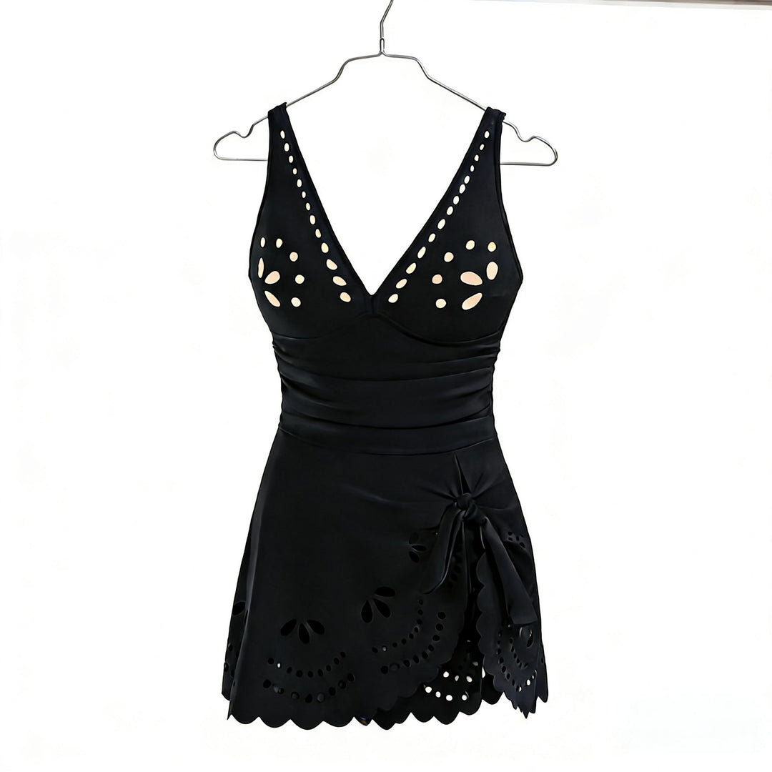 Damen Eleganter Badeanzug mit modischen Ausschnitten und Rüschendetails Drune