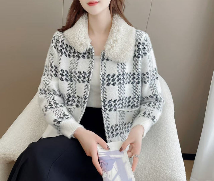 Damen Designer Strickjacke mit luxuriösem Kunstfellkragen Drune