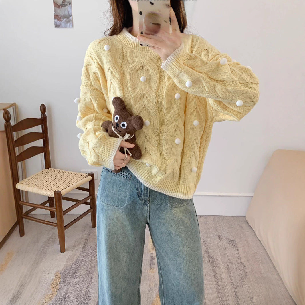 Damen Grob gestrickter Oversize Pullover mit lässigem Zopfmuster und verspielten Applikationen Drune