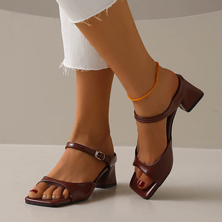 Damen Komfortable Slingback Sandalen mit quadratischer Zehenpartie und blockartigem Absatz Drune