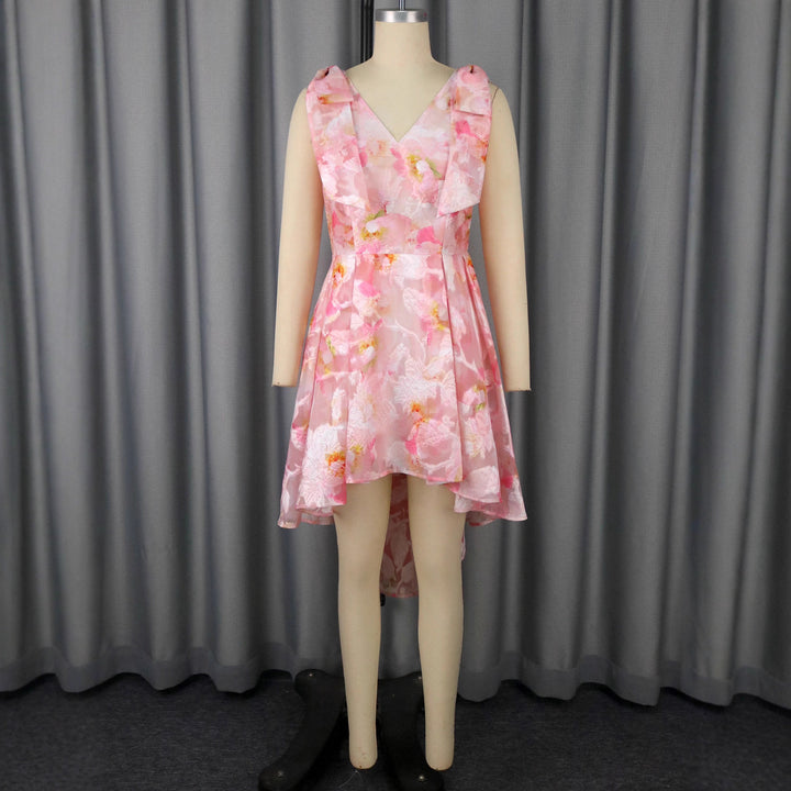 Damen Verspieltes Cocktailkleid mit asymmetrischem Saum und Rüschendetails Drune