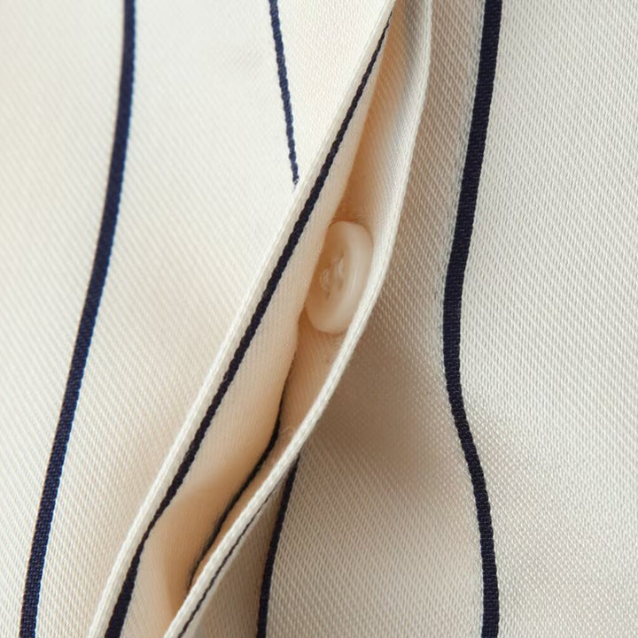 Damen Gestreifte Standkragen‑Bluse mit verdeckter Knopfleiste und Ballonärmeln Drune