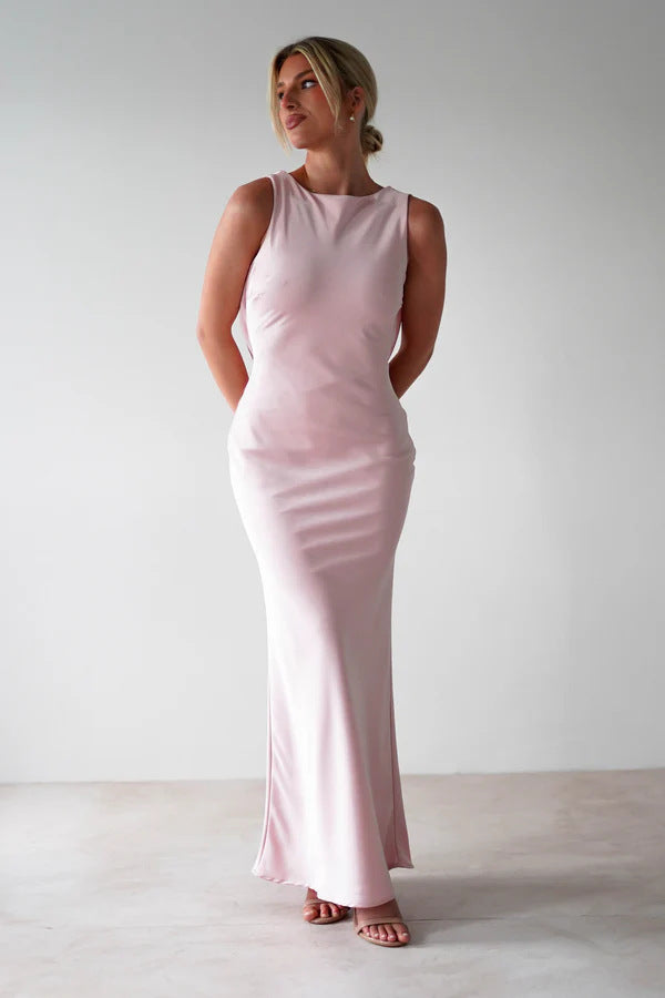 Damen Maxikleid mit elegantem Schnitt und fließendem Stoff Drune