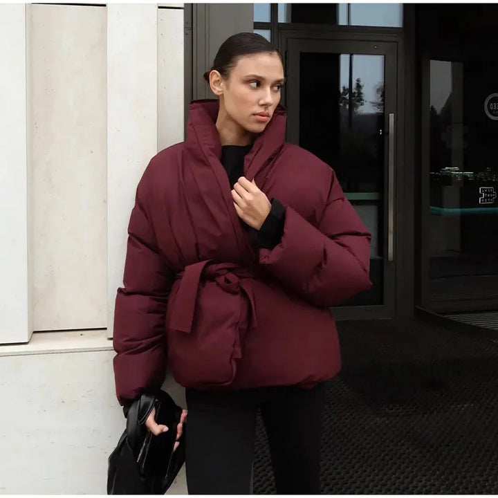 Damen Praktische und modische Daunenjacke mit Gürtel Drune