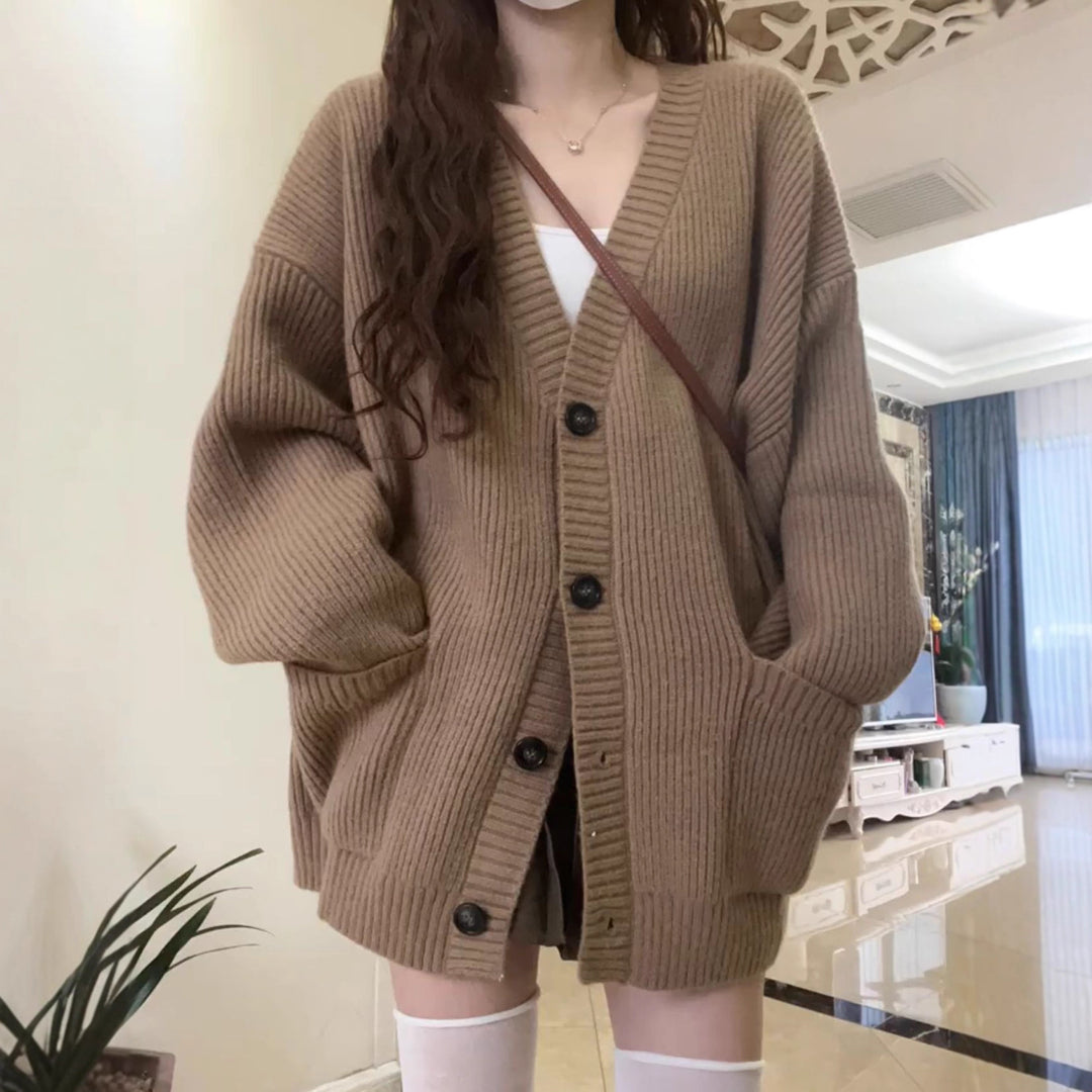 Damen Grobstrickjacke mit großen Taschen und Knopfdetails Drune